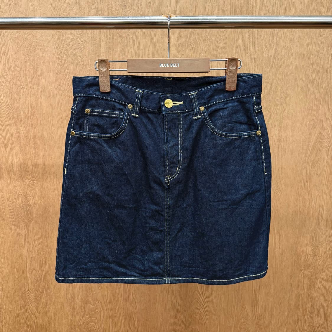 리 데님 미니 스커트 스티치 라인 골드 버튼 디테일 중청 상품이미지2