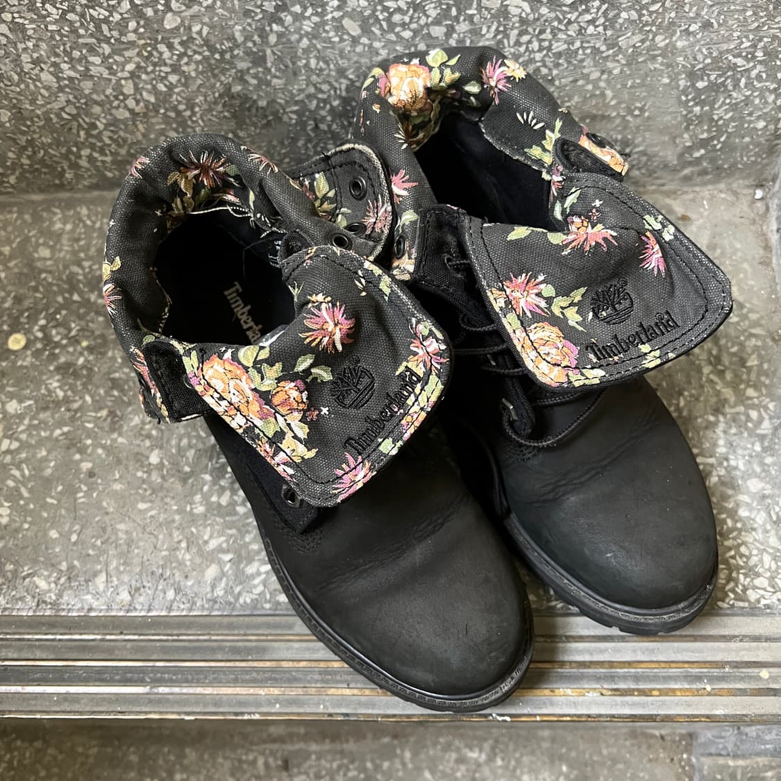 팀버랜드 헤리티지 플로럴 롤탑 워터프루프 부츠 상품이미지1