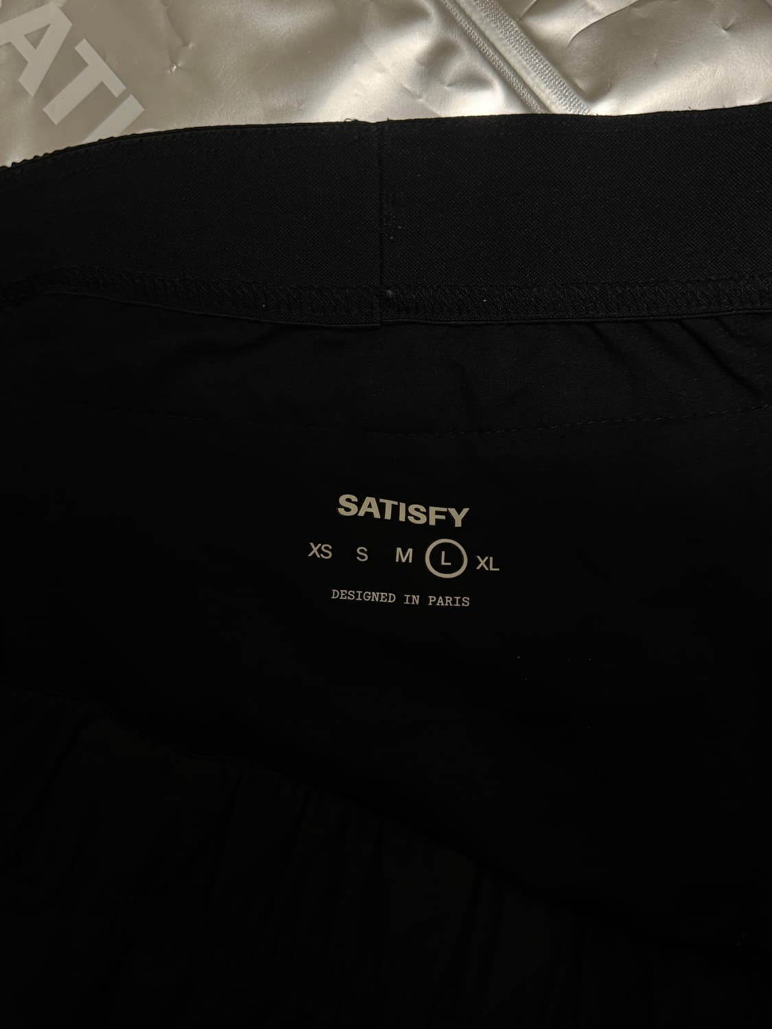 새티스파이 피스쉘 블랙 L 상품이미지3