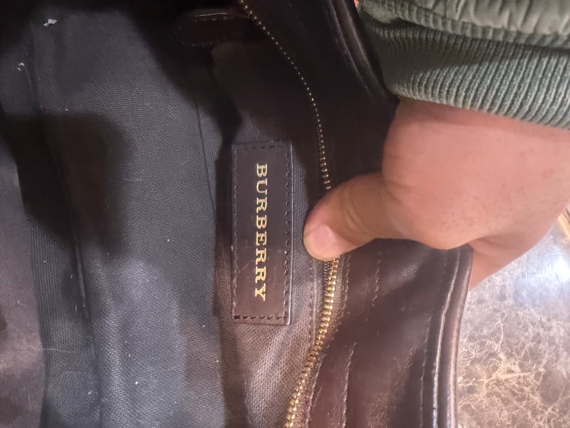 정품 버버리 노바체크 크로스백 팝니다 상품이미지7