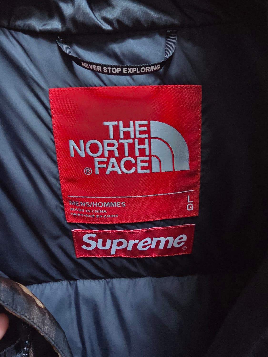 슈프림x노스페이스 블리치드 데님 패딩 상품이미지3