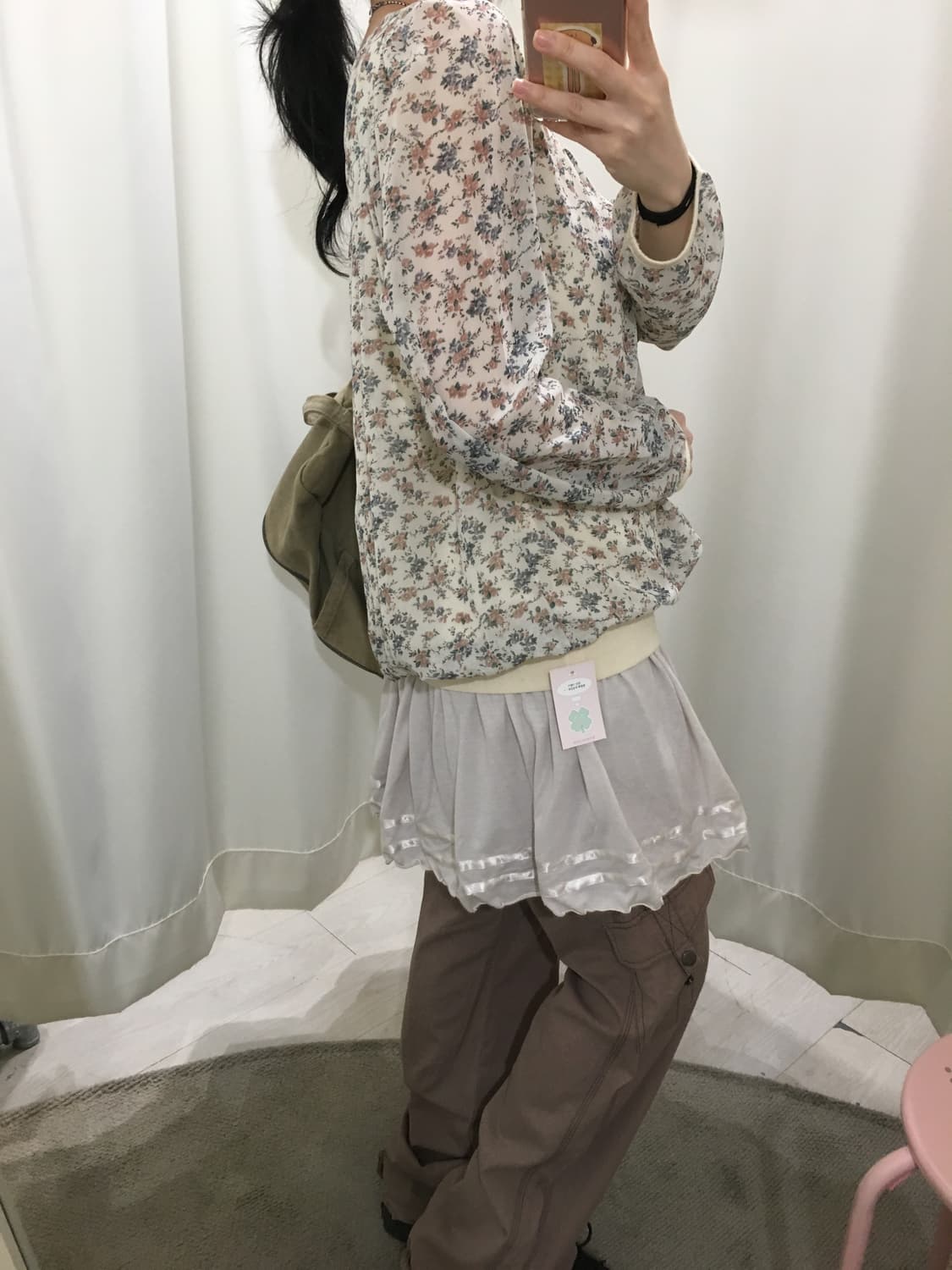 아이보리 잔꽃 롱슬리브 상품이미지2