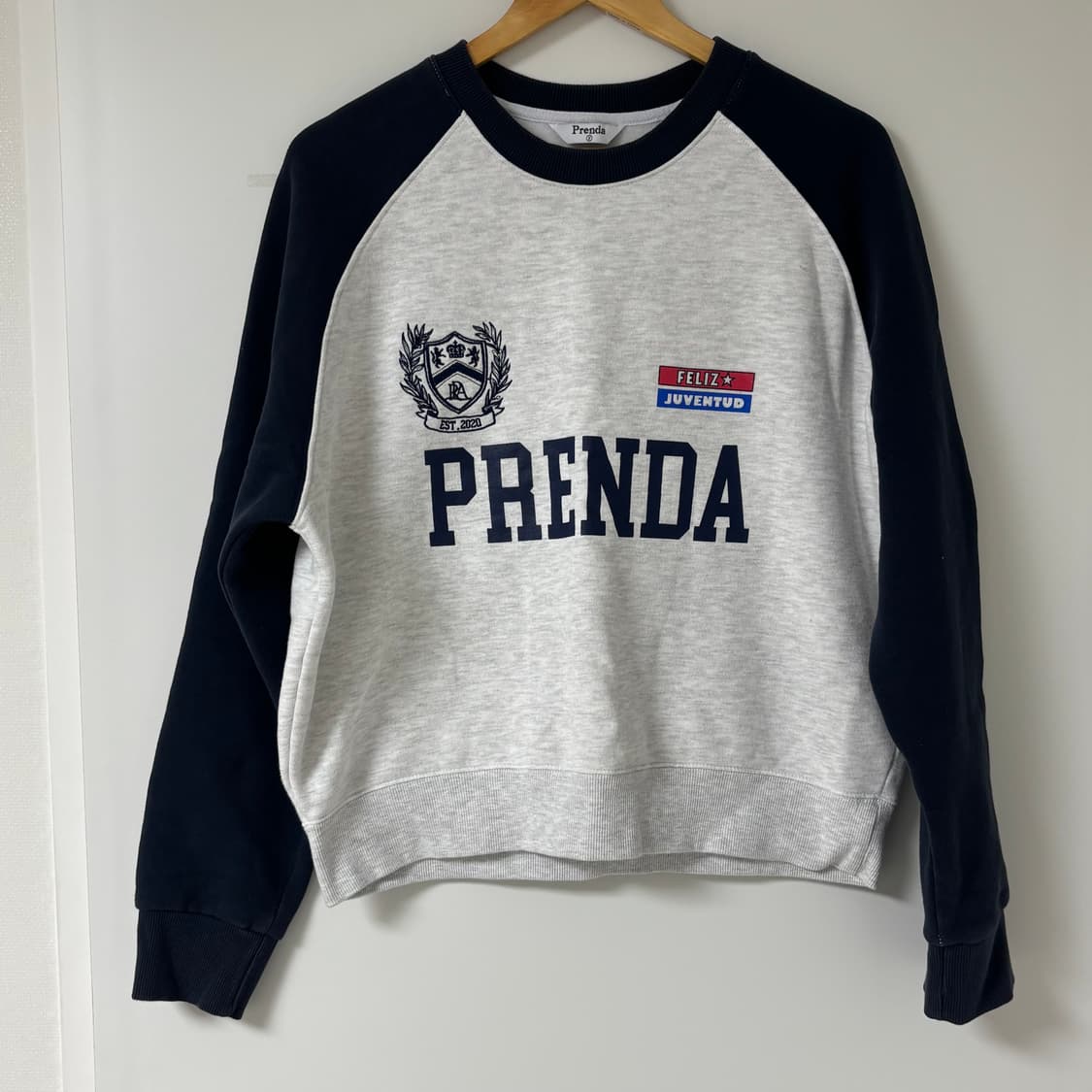 프렌다 맨투맨 상품이미지1