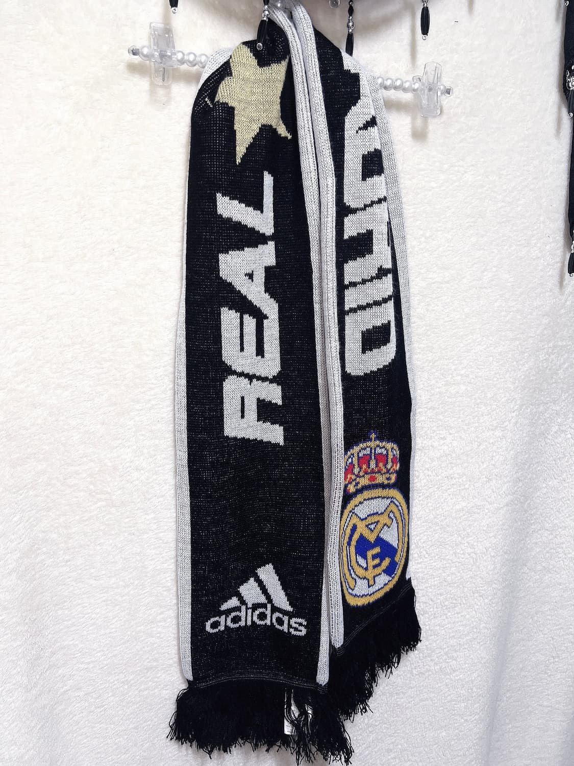 아디다스 adidas 레알 마드리드 블랙 머플러 목도리 삼선 스포츠 상품이미지8
