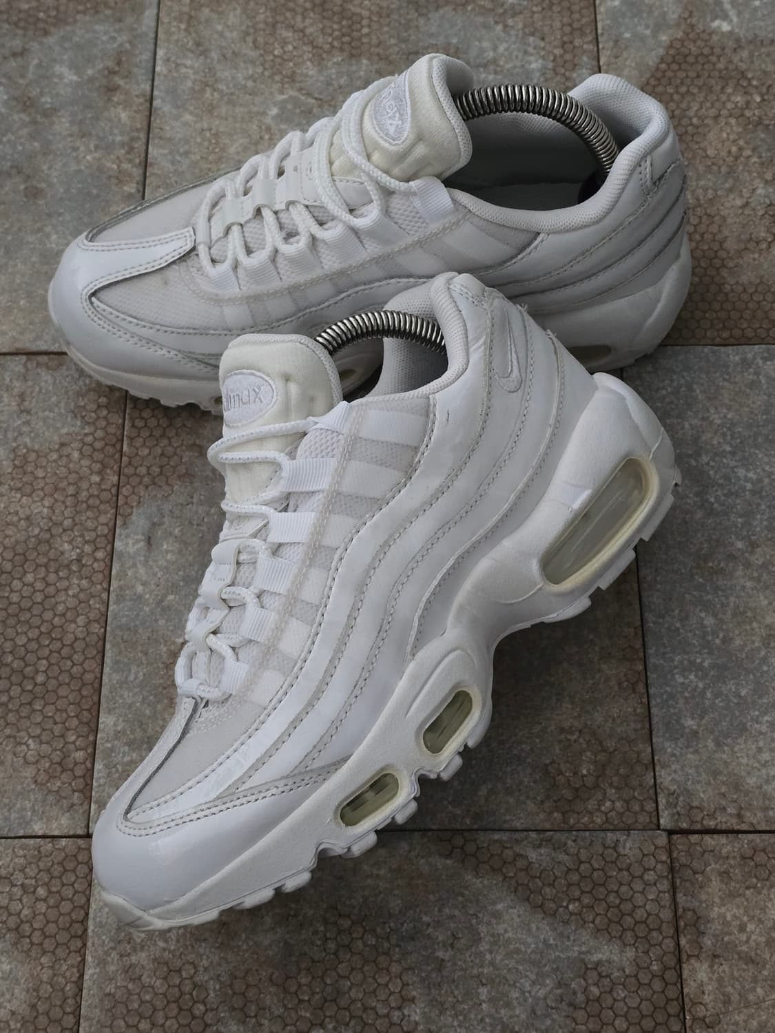 (225)나이키 에어맥스 95 트리플 화이트 상품이미지3