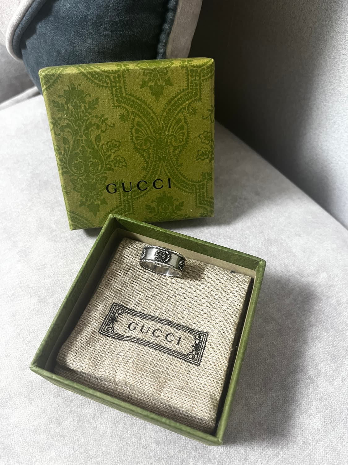 구찌 더블 G링 실버 에이지드 피니쉬 반지 18호 상품이미지3