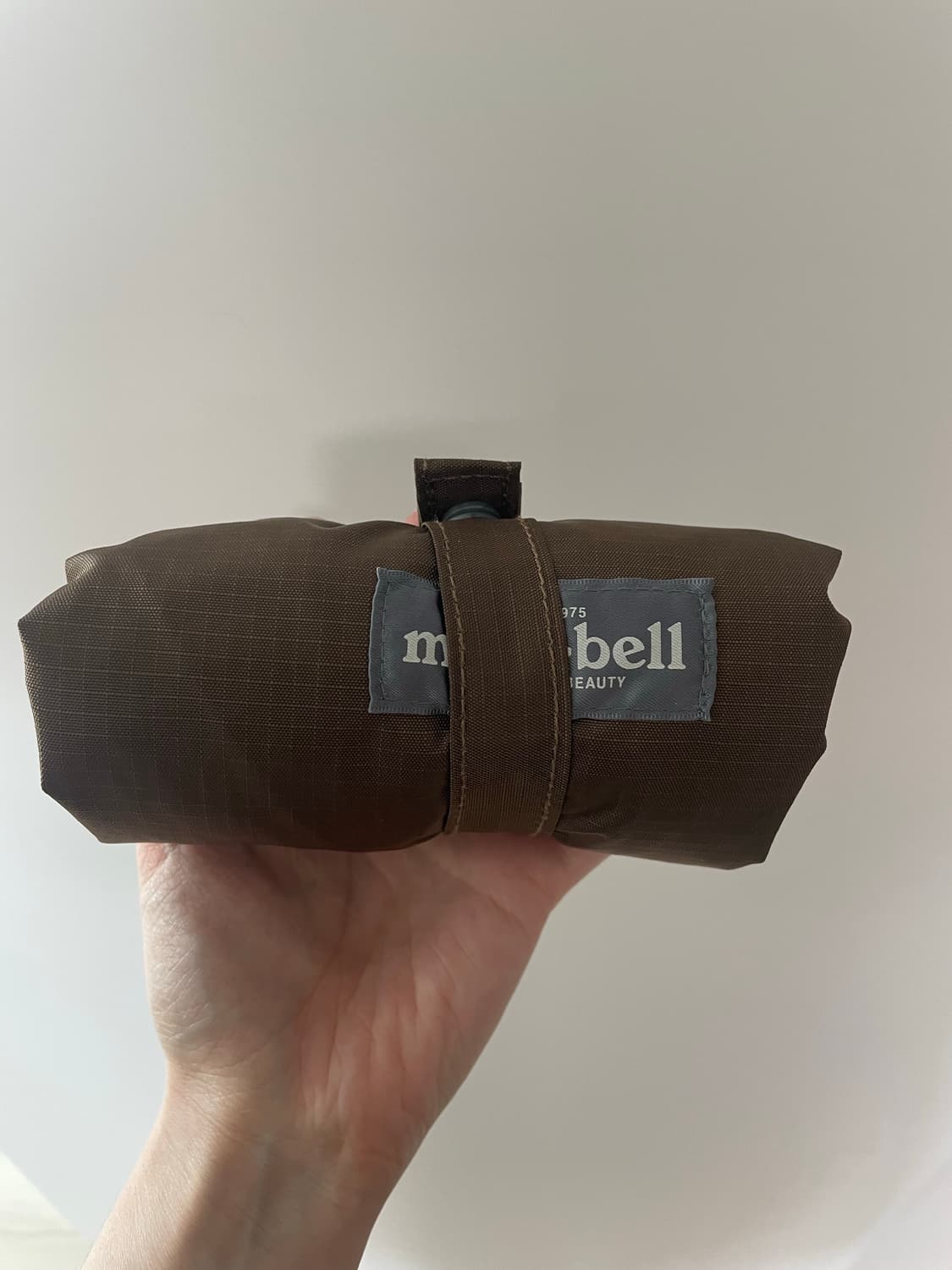 몽벨 포켓터블 숄더백 브라운 상품이미지2