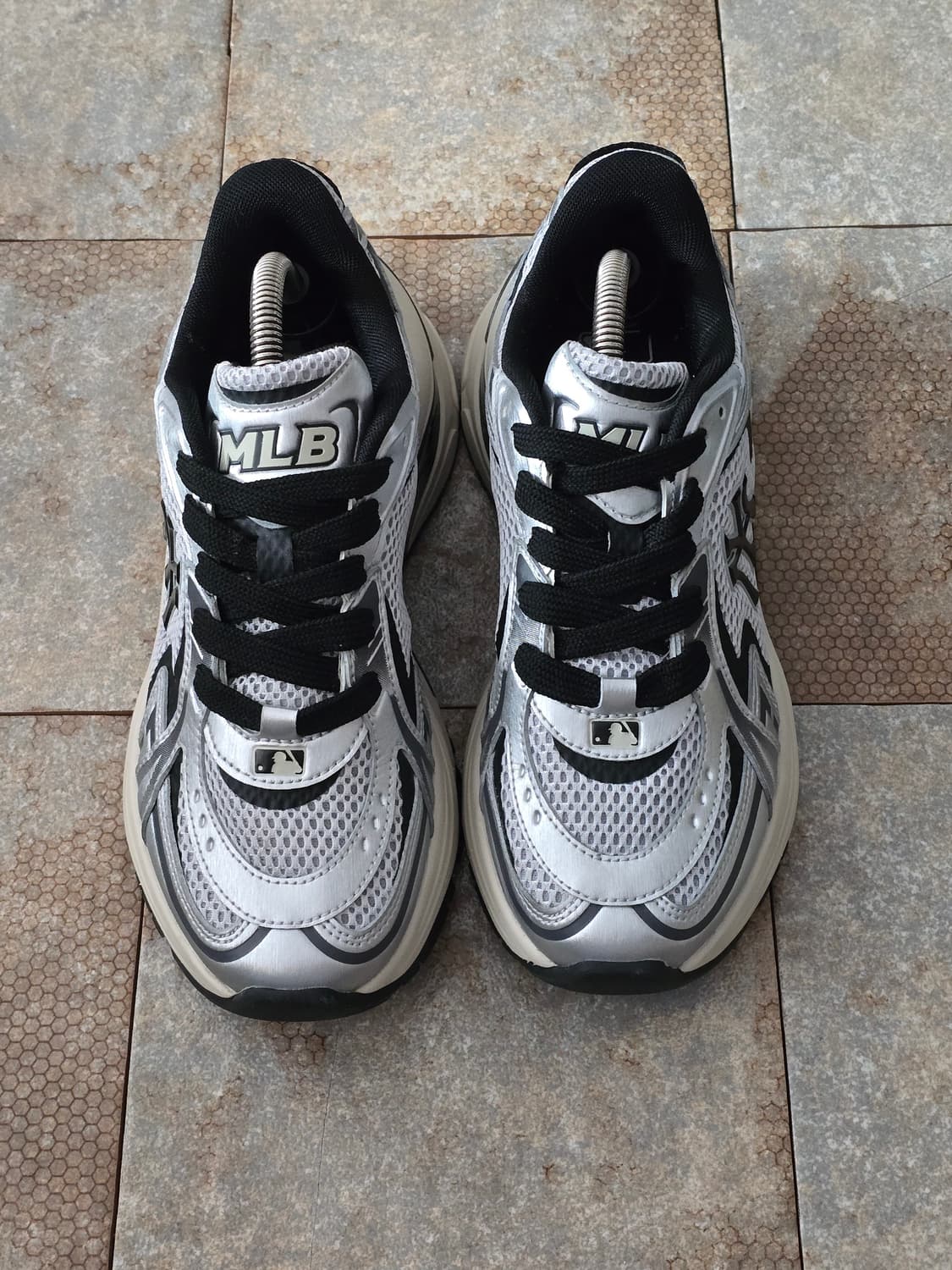 (240)mlb 커브 러너 뉴욕양키스 실버  상품이미지2