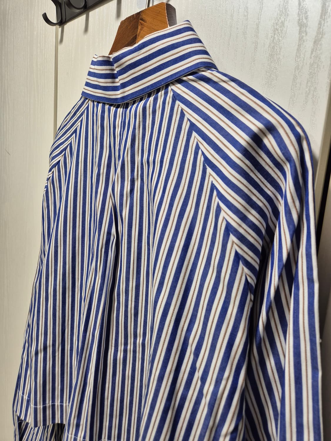 (세일)(새상품) 크롭 스트라이프 셔츠 상품이미지8