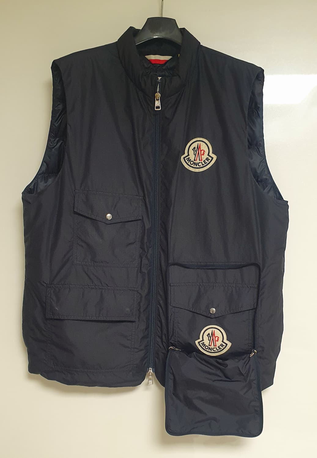 몽클레어x지니어스 패딩 조끼 BOURGES(다크네이비,4) 상품이미지2