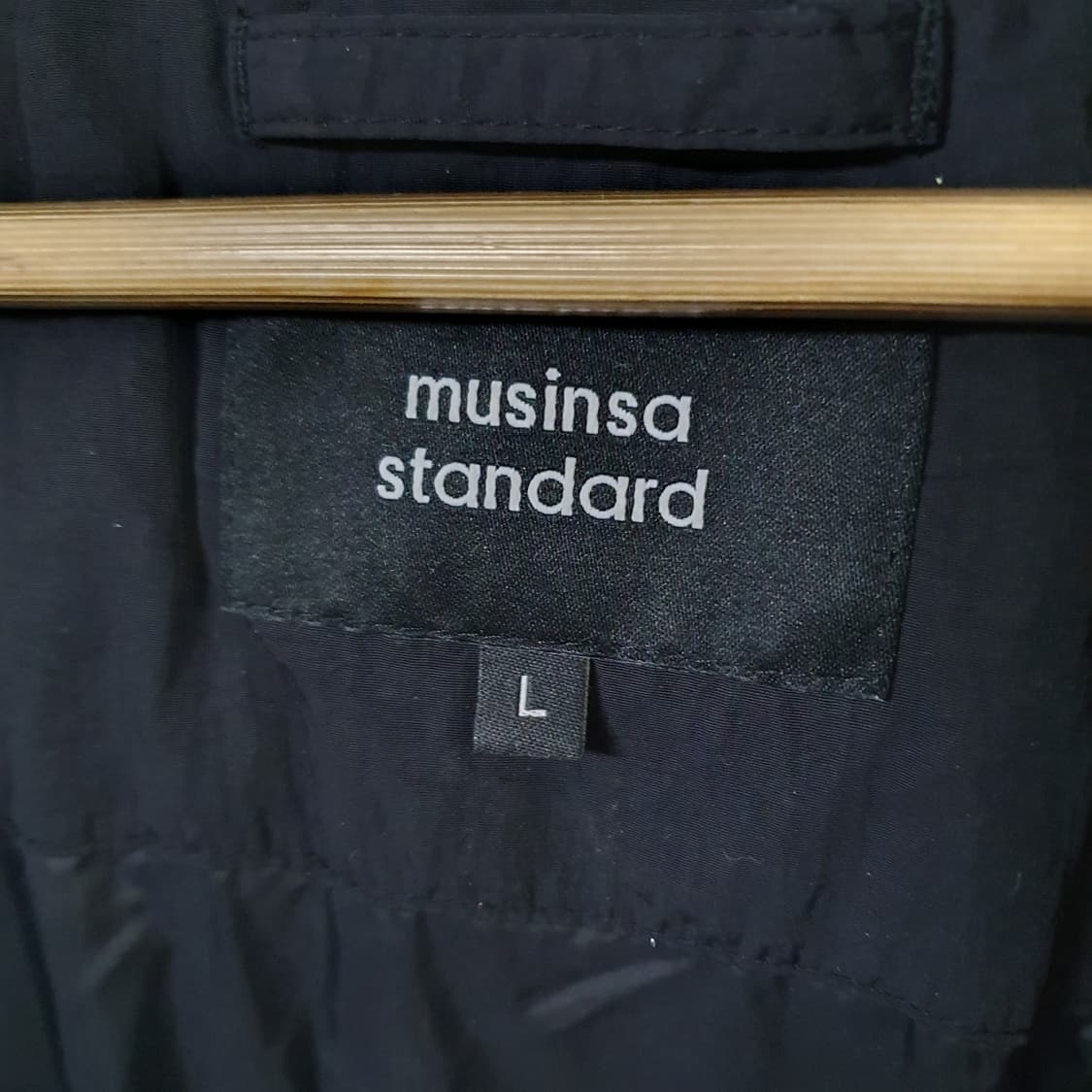 무탠다드 우먼즈 오버사이즈 후디드 롱 다운 파카 상품이미지3