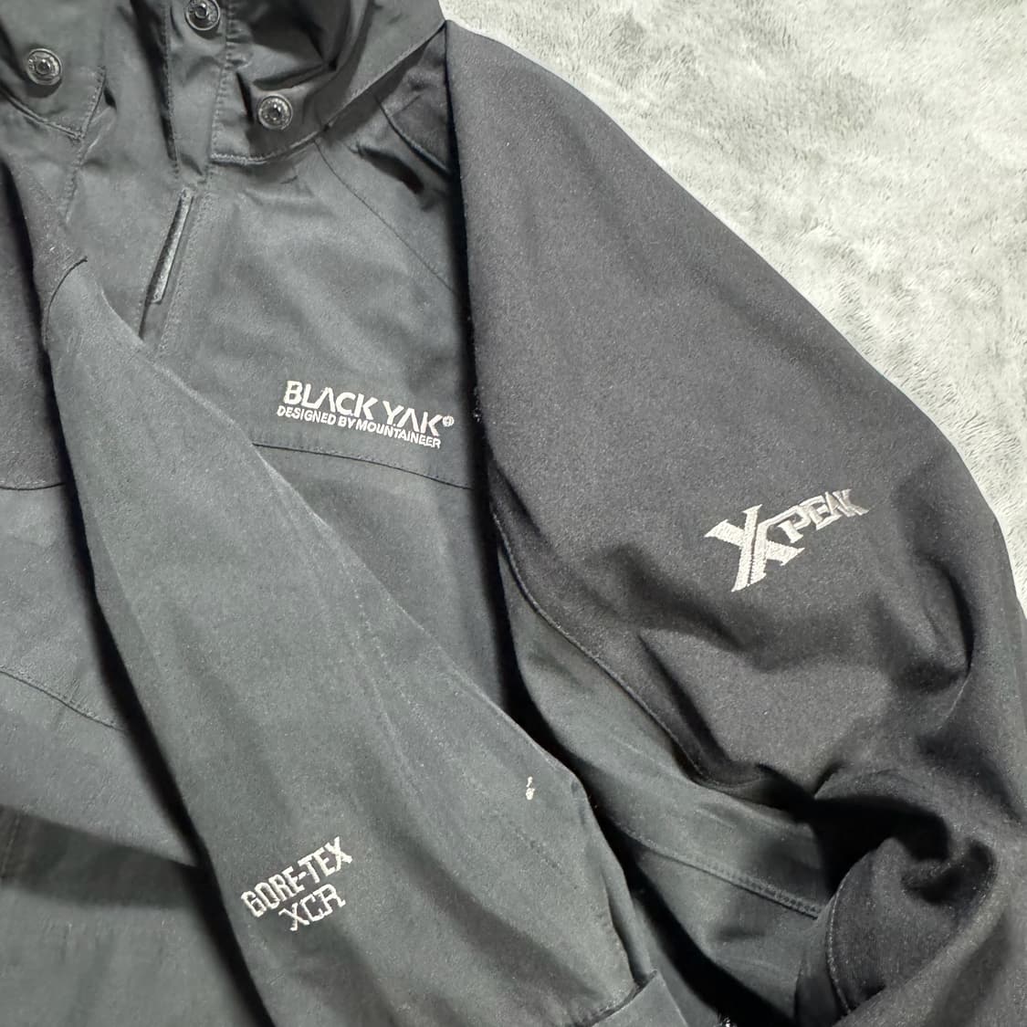 블랙야크 고어텍스 XCR 바람막이 상품이미지2
