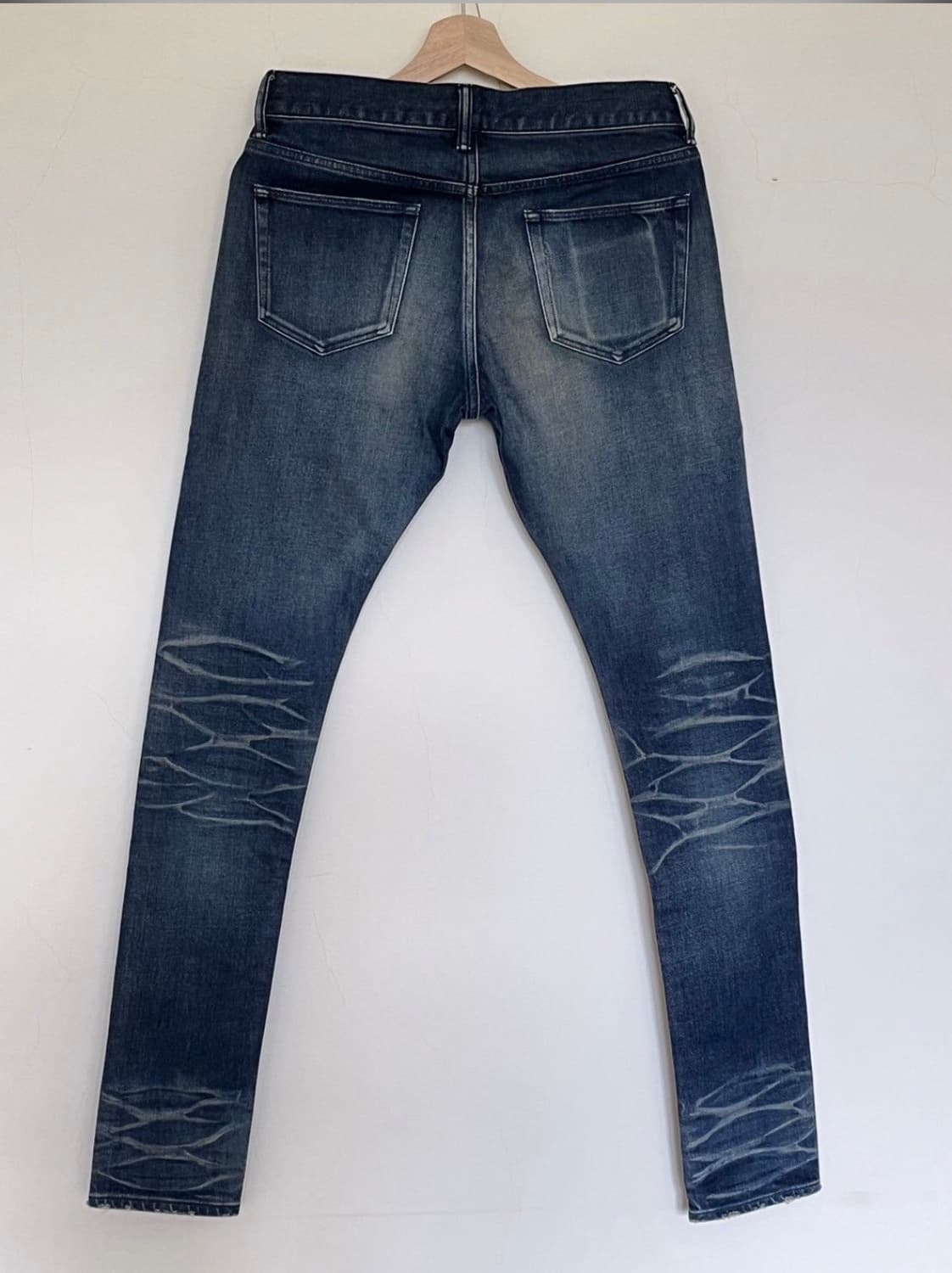 존 엘리엇 Cast 2 Nimbus 진 상품이미지2