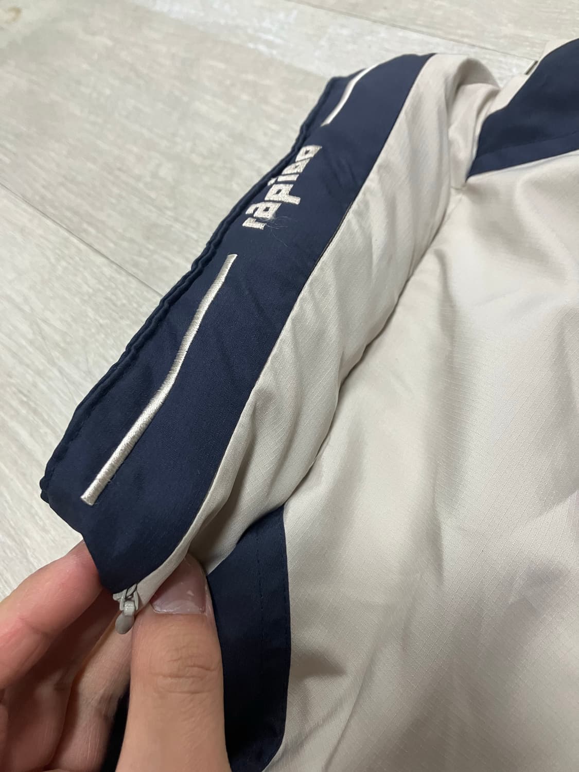 라피도 바람막이 XL 상품이미지3