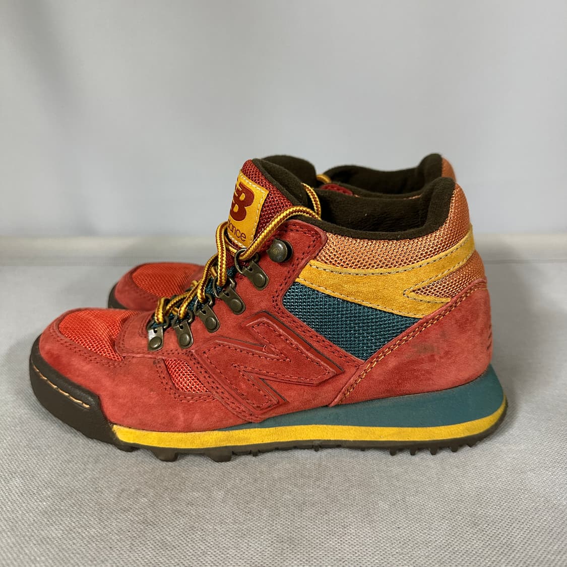 뉴발란스 하이킹 슈즈 상품이미지2