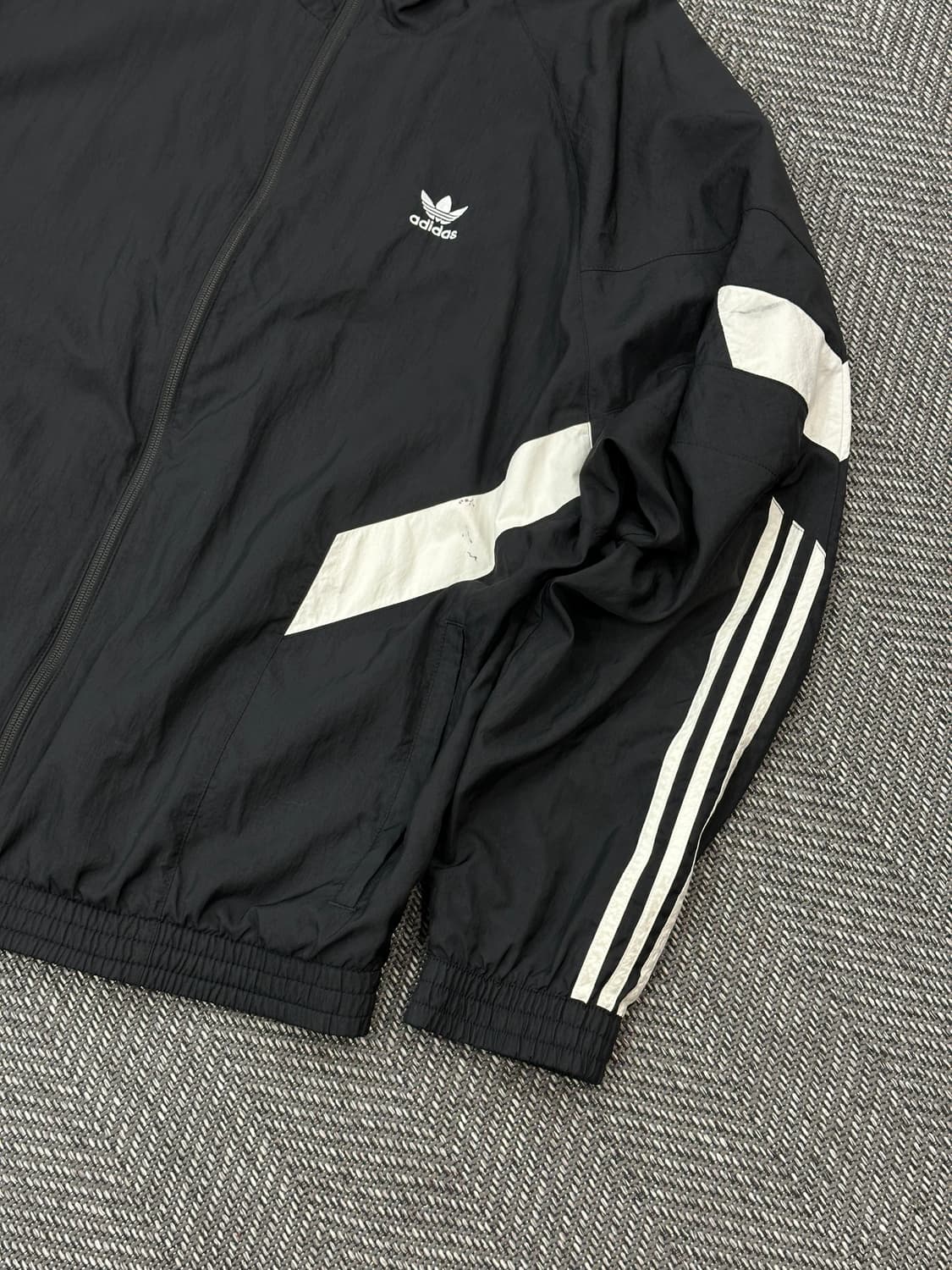 아디다스 바람막이 상품이미지3