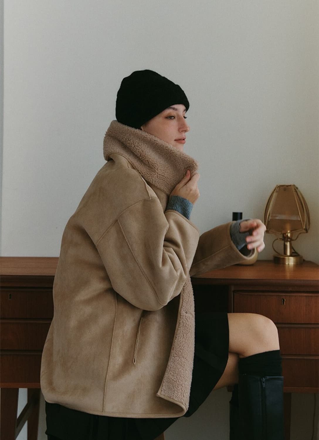 아워코모스 리버시블 시어링 무스탕 상품이미지2