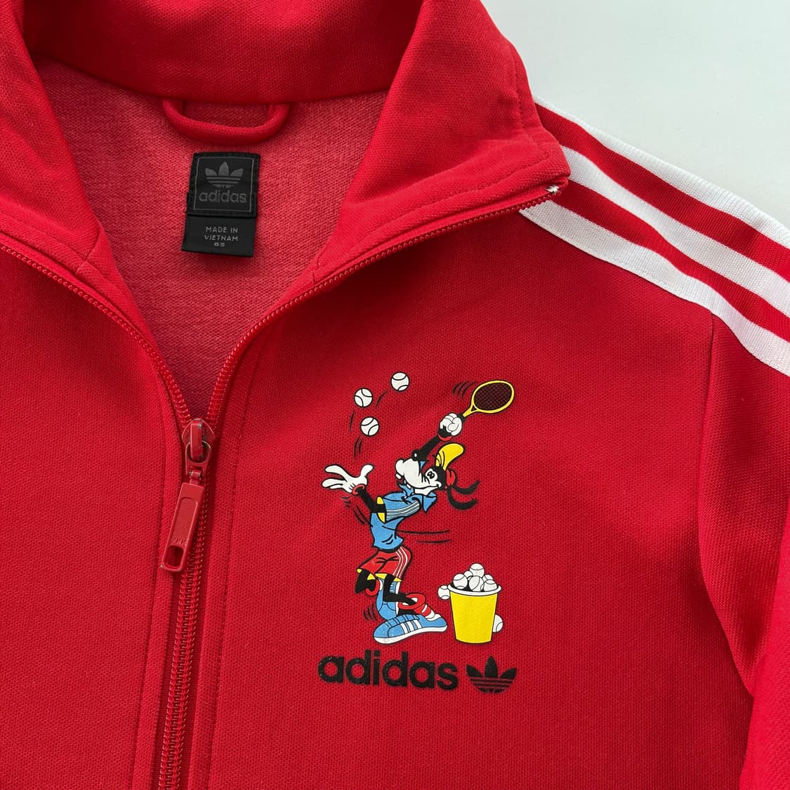 아디다스x디즈니 구피 베켄바우어 레드 져지 상품이미지4