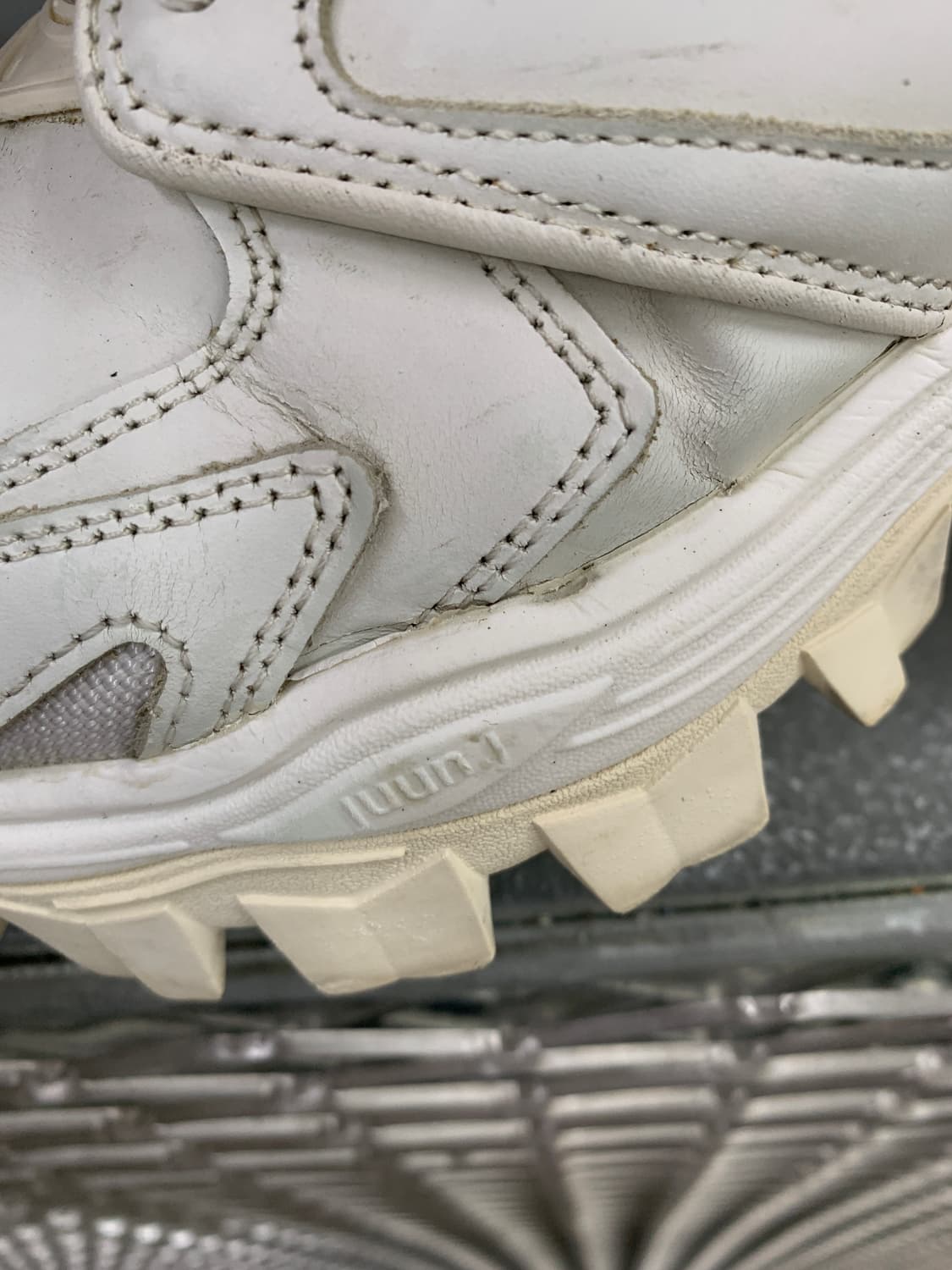 준지 스니커즈 화이트 UK7(260) 상품이미지9