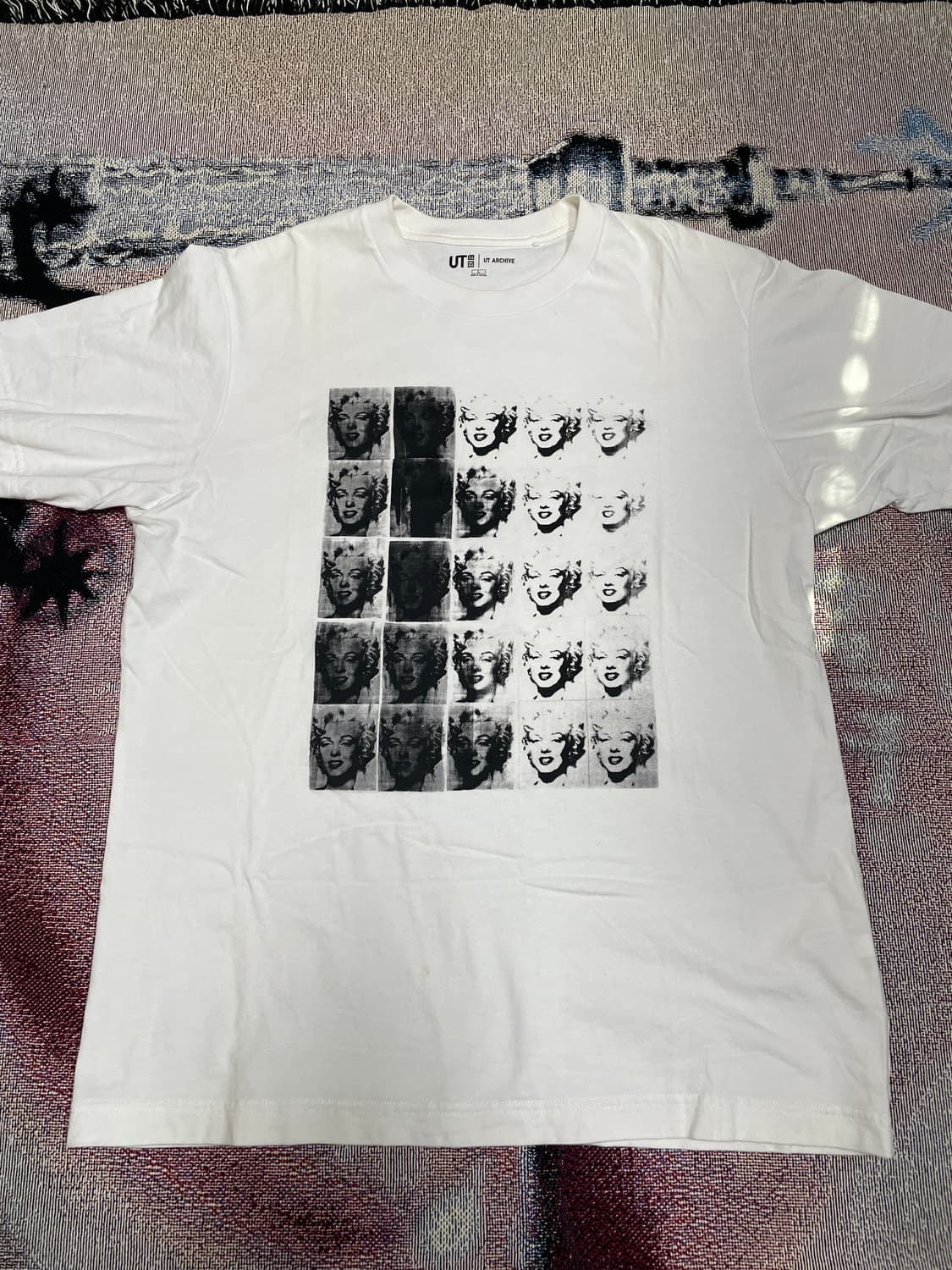 [L] uniqlo UT 마릴린 먼로 그래픽 티셔츠 상품이미지1