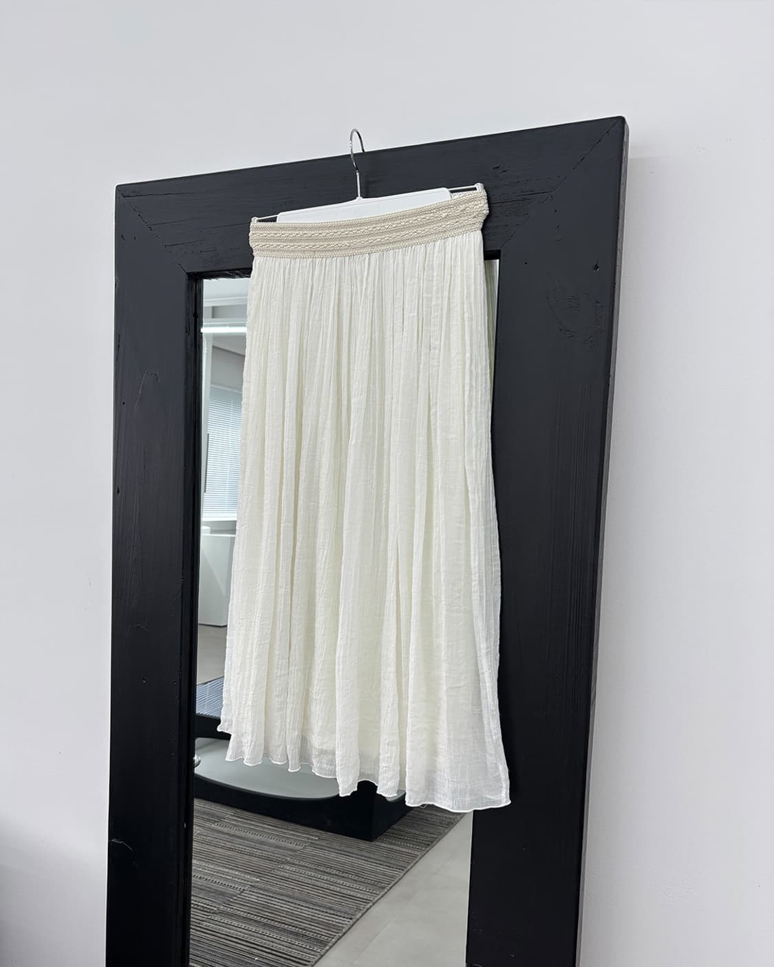 ethnic banding creamy texture long skirt 상품이미지1