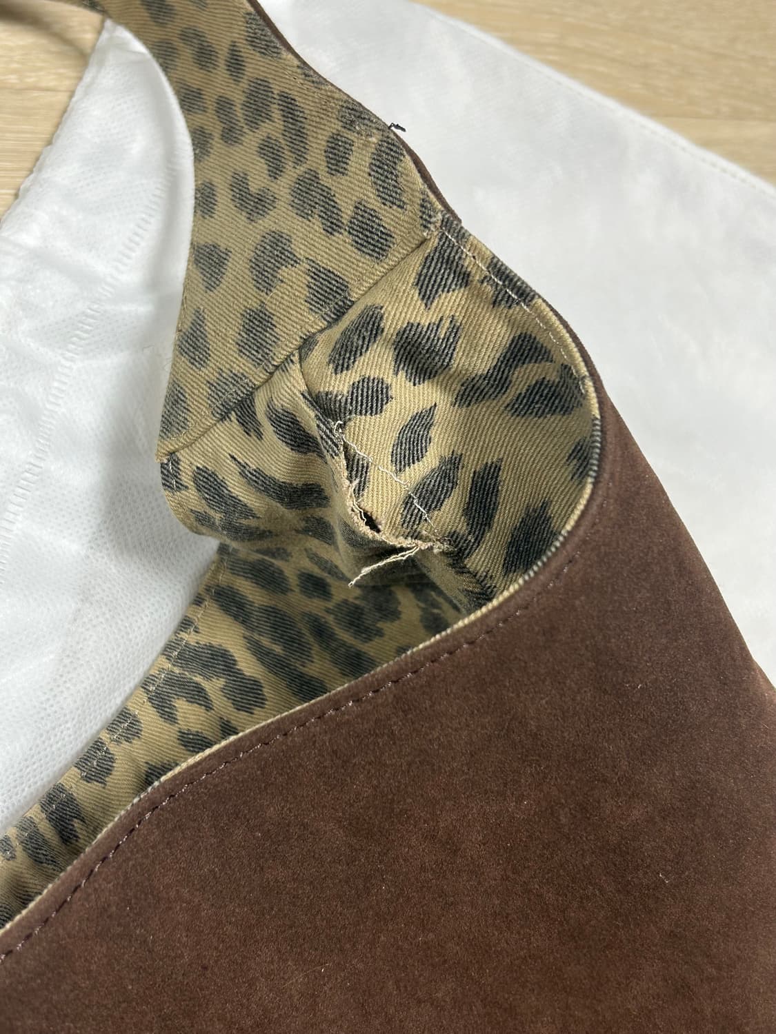 레터리 버클 리버시블 스웨이드백 브라운 호피 상품이미지4