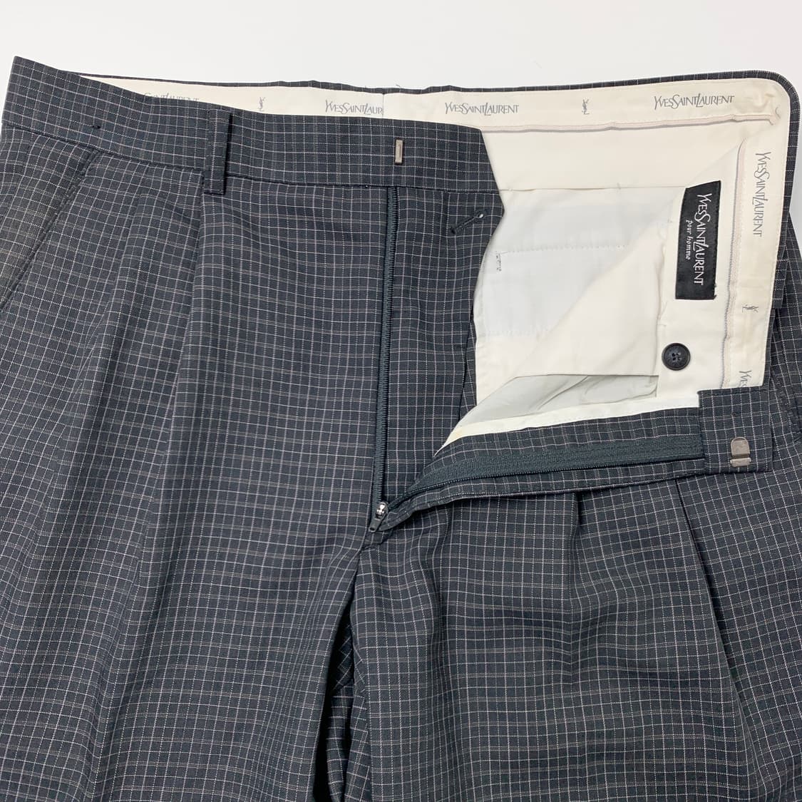 [33/정품] 입생로랑 투턱 남성 바지
 상품이미지3