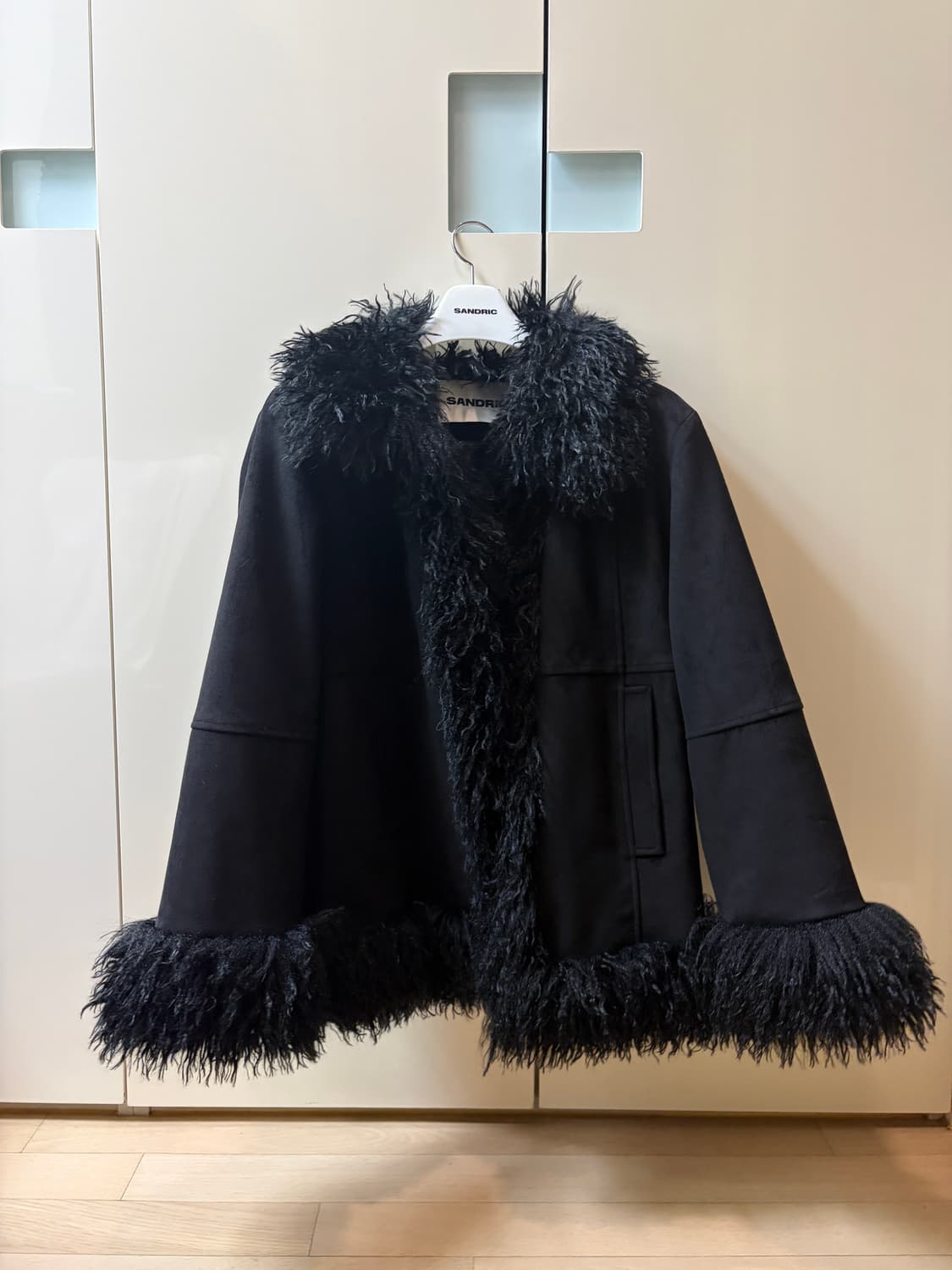 Sandric 퍼자켓 퍼 무스탕 블랙 판매 상품이미지1