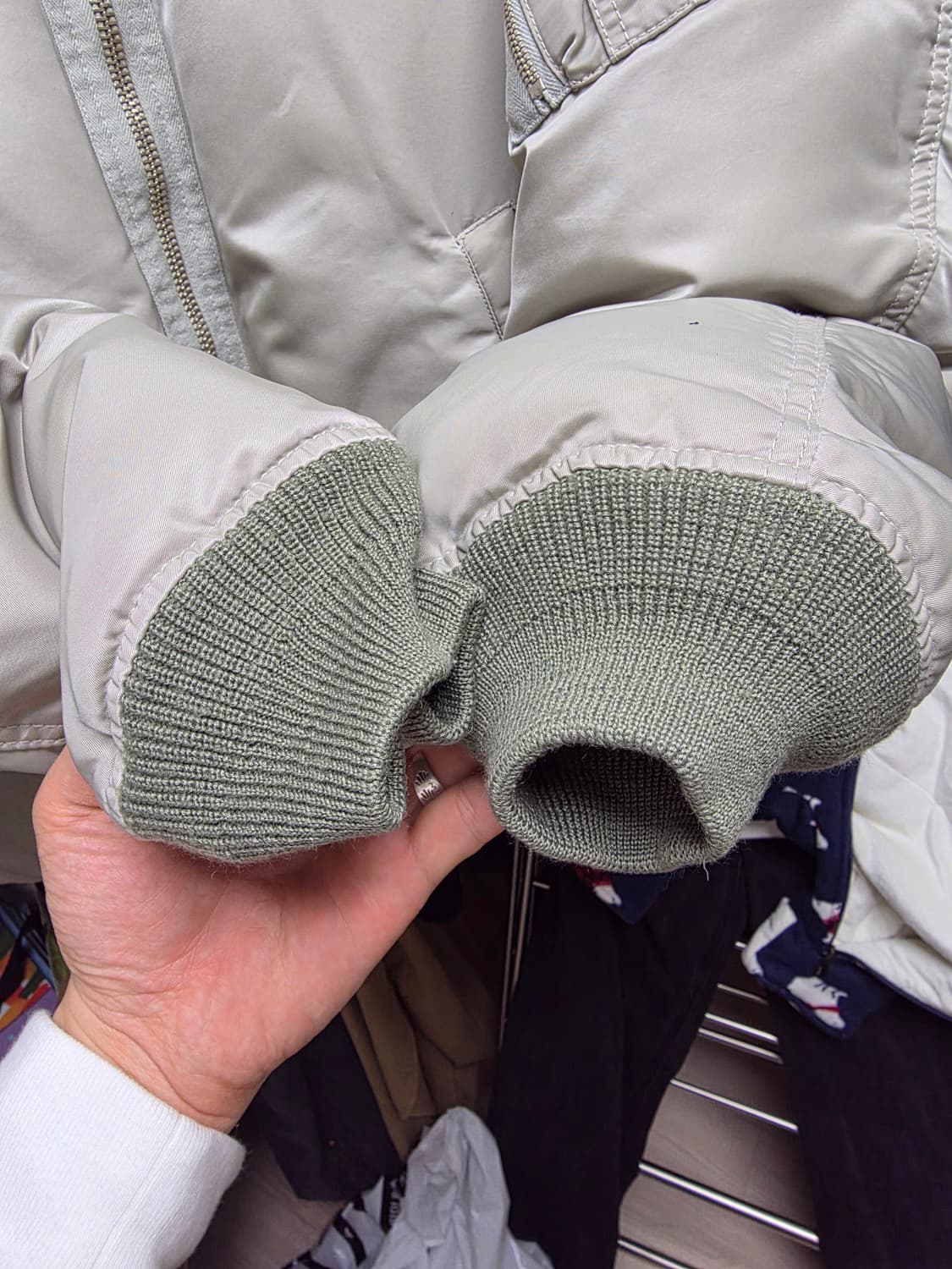 블라인드파일즈 밀플라이트 패딩 판매합니다  상품이미지3