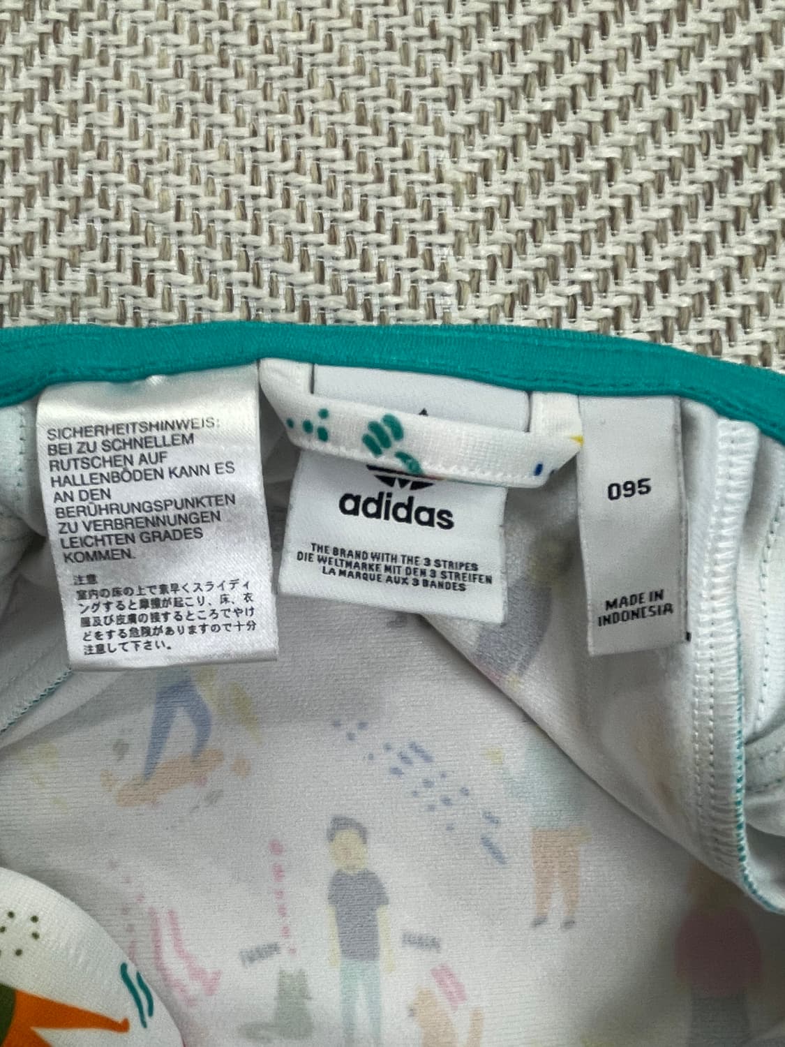 아디다스 키즈 트레이닝 상의 95호 상품이미지3