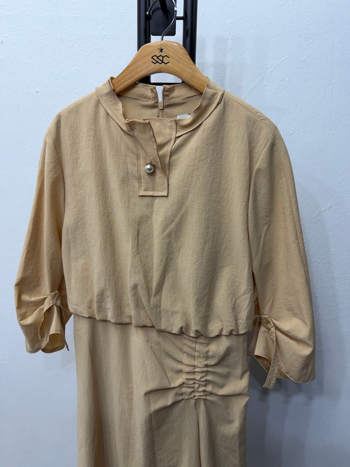 정품) MINE 마인 한섬 베이지 셔링 롱 원피스 82 상품이미지3