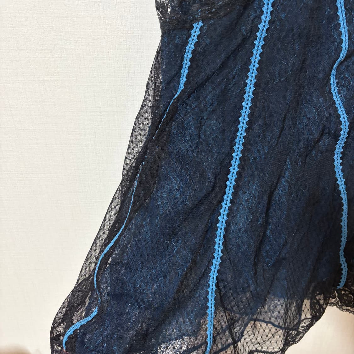 에블린 S 미쿠 슬리브리스 슬립 아케호무 큐빈 파우닝 레이어룸 란제리 상품이미지2