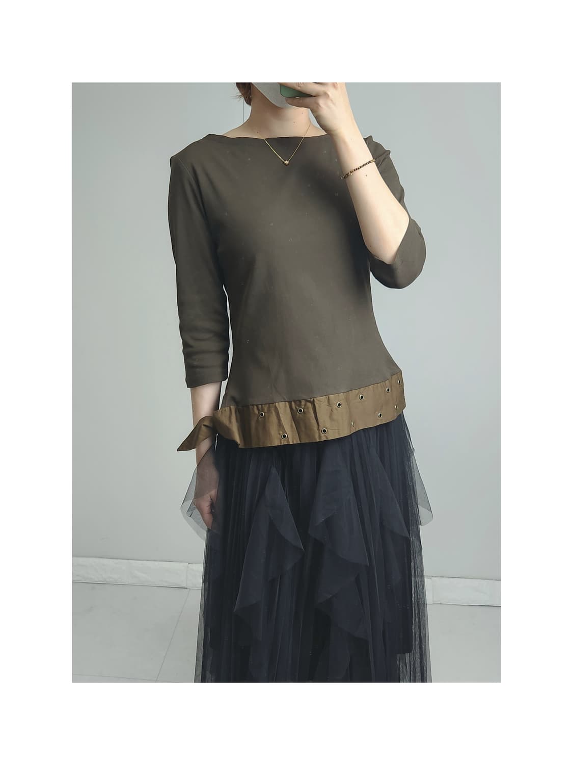 보트넥 아일렛 롱슬리브 상품이미지1