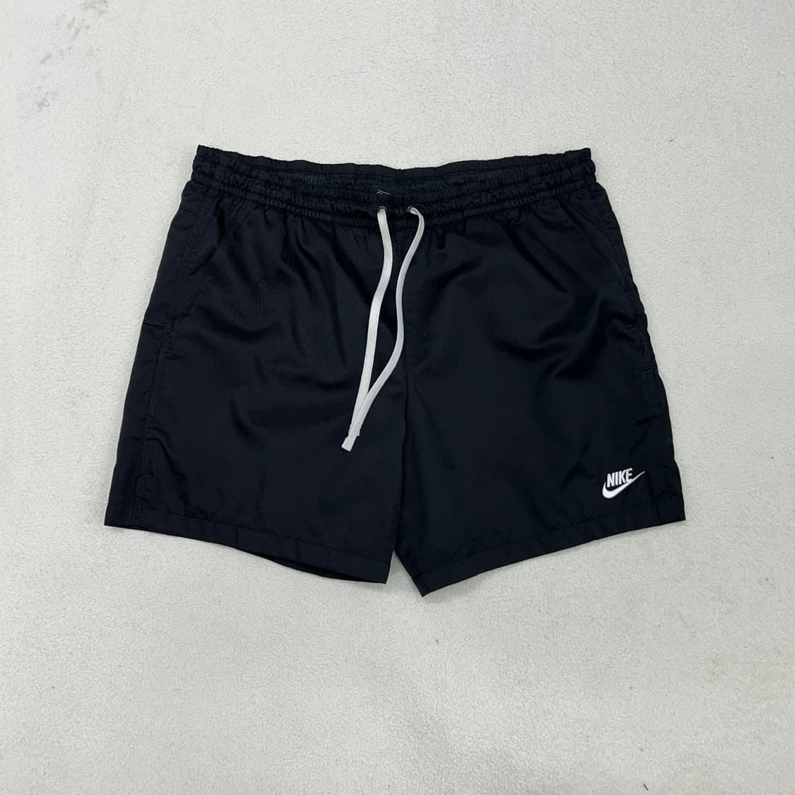 Nike black woven flow shorts 상품이미지4