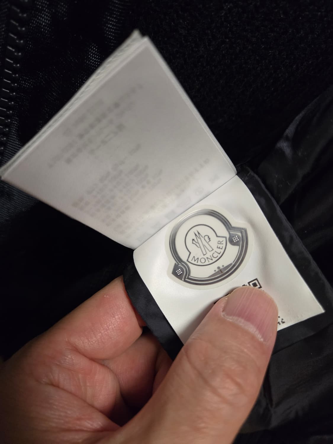 몽클레어 로고 패치 니트 후드 패딩 상품이미지4