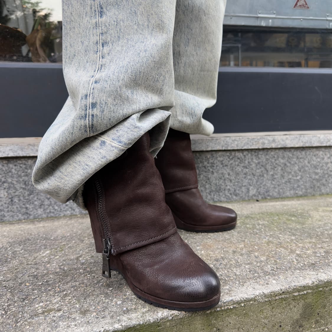 00s 프라다 디스트레스트 지퍼 커프 웨지 부츠 상품이미지6