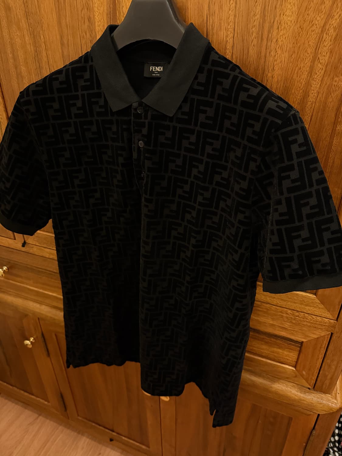 펜디 FF로고 폴로 티셔츠 XL 상품이미지3