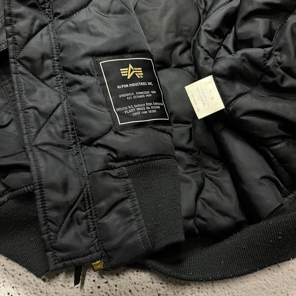 Alpha Industries CWU 45/P Flight Jacket 상품이미지5