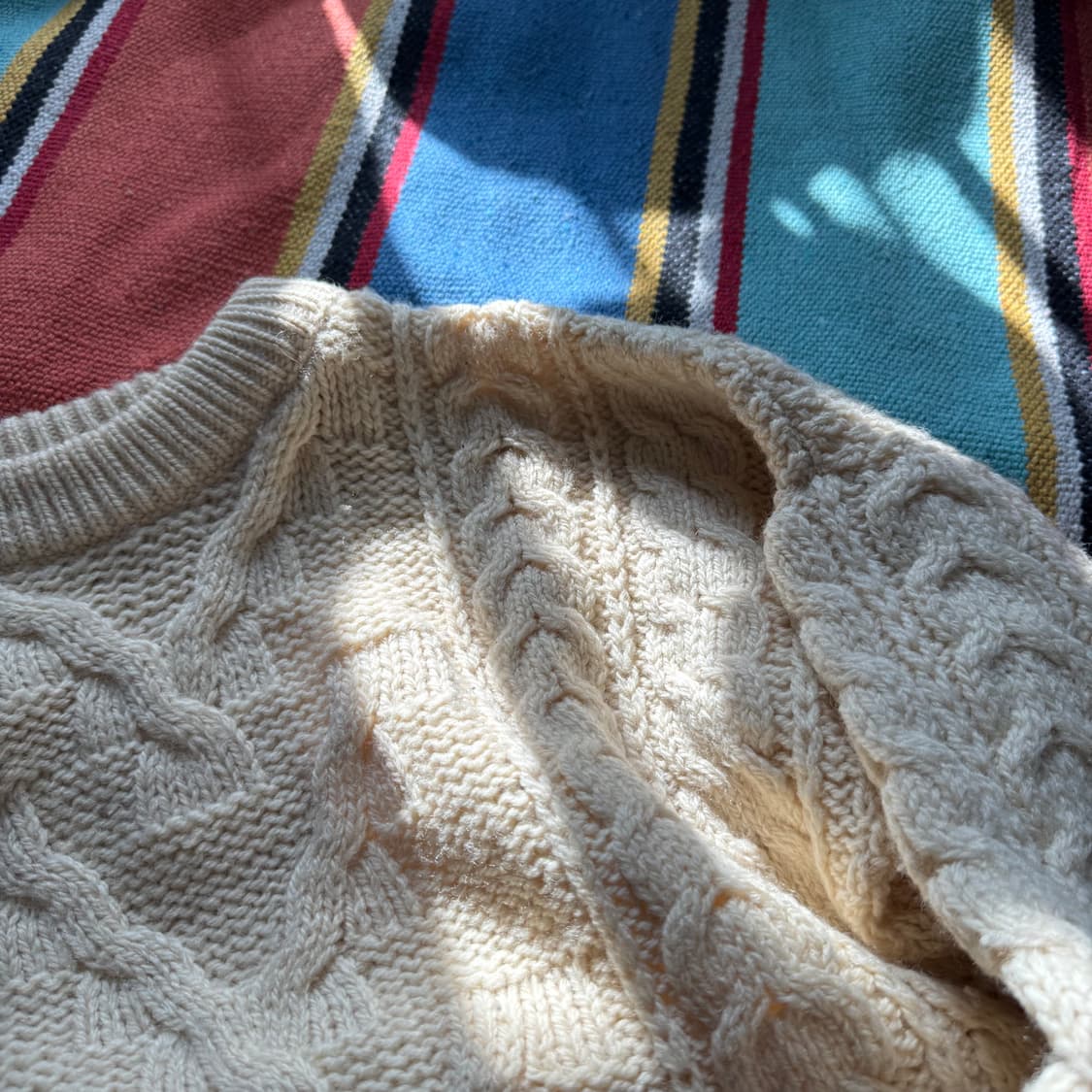 England made 아이보리 크림 헤비 울 꽈배기 도톰 니트 스웨터  상품이미지2