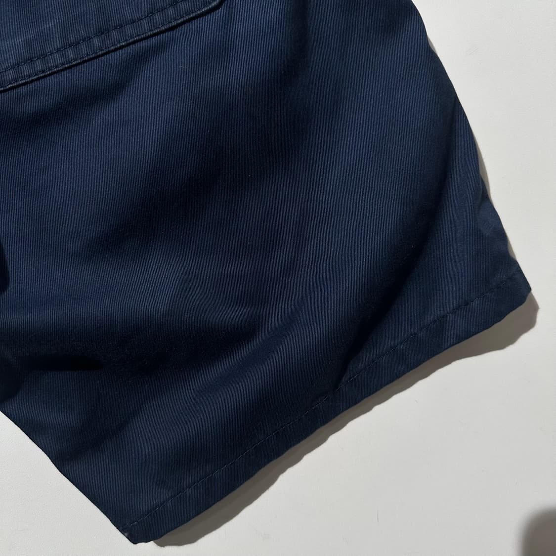 칼하트 로고 하프 팬츠 반바지 네이비 상품이미지5