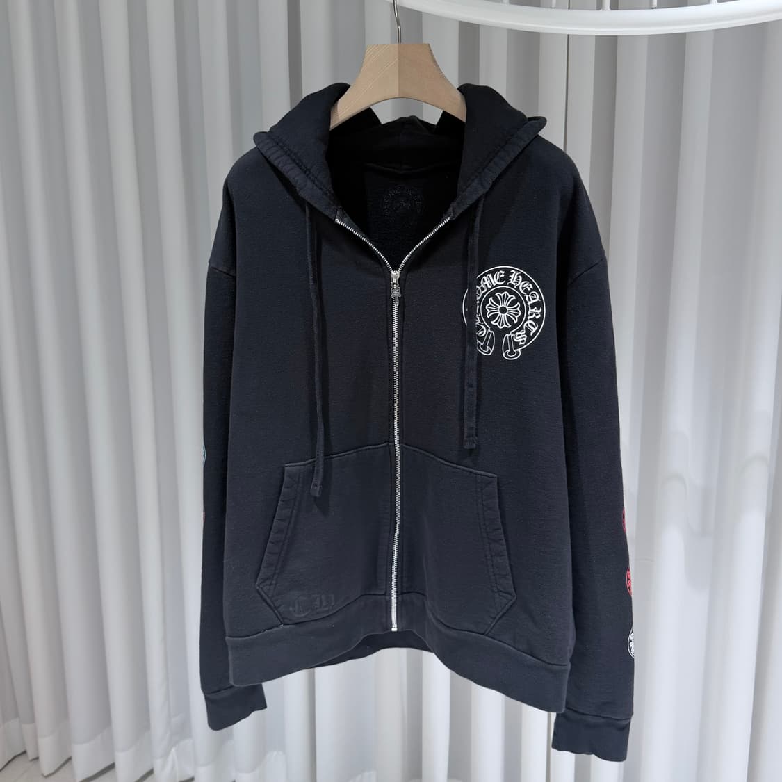 (A/M) / 크롬하츠 멀티 컬러 홀스슈 블랙 후드 집업 상품이미지2