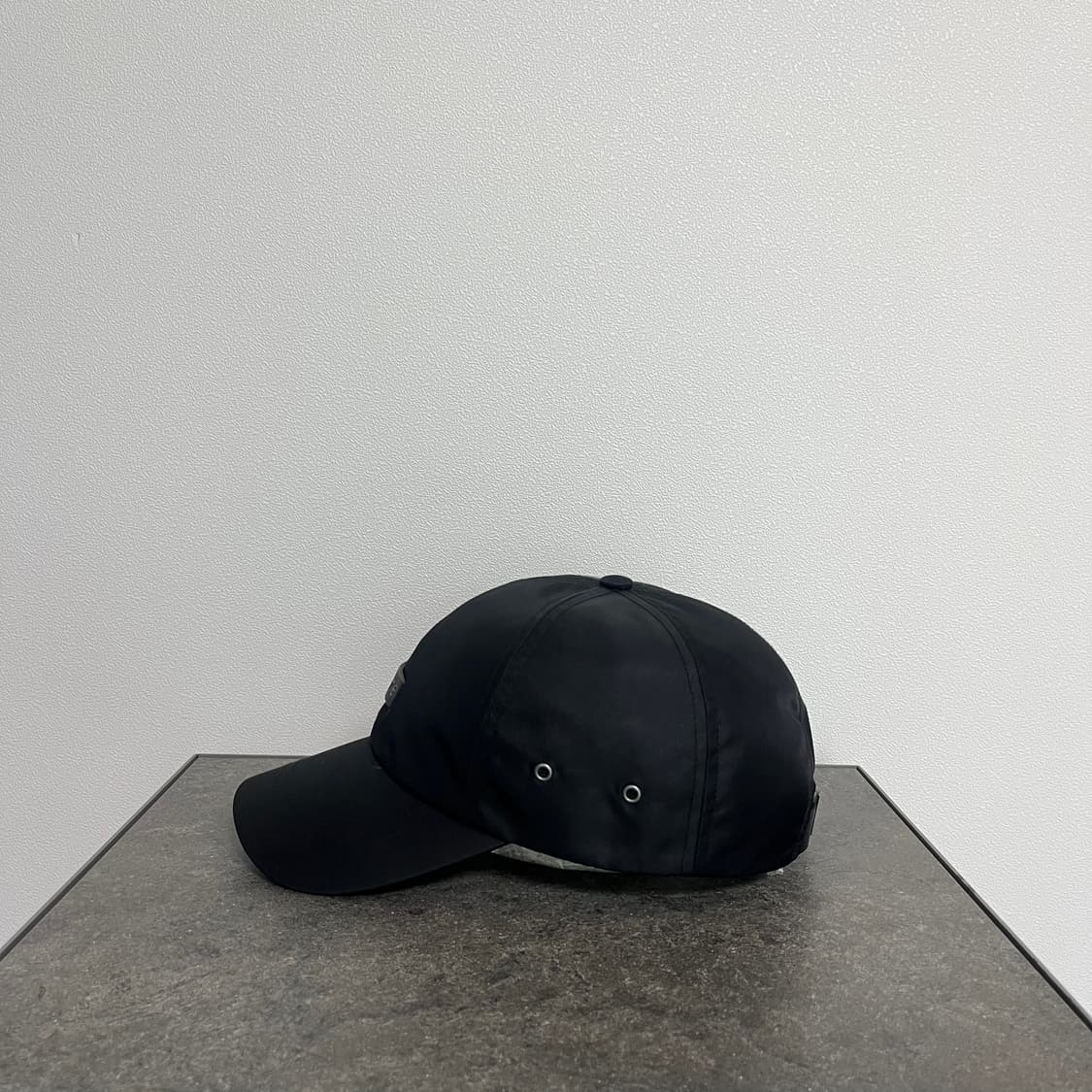 슈프림 레더 패치 로고 블랙 볼캡 모자 상품이미지2
