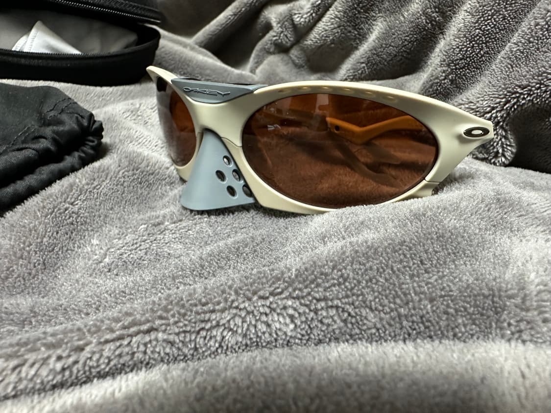 오클리 플란타리스 매트 샌드 프레임 프리즘 브라운 판매 상품이미지2