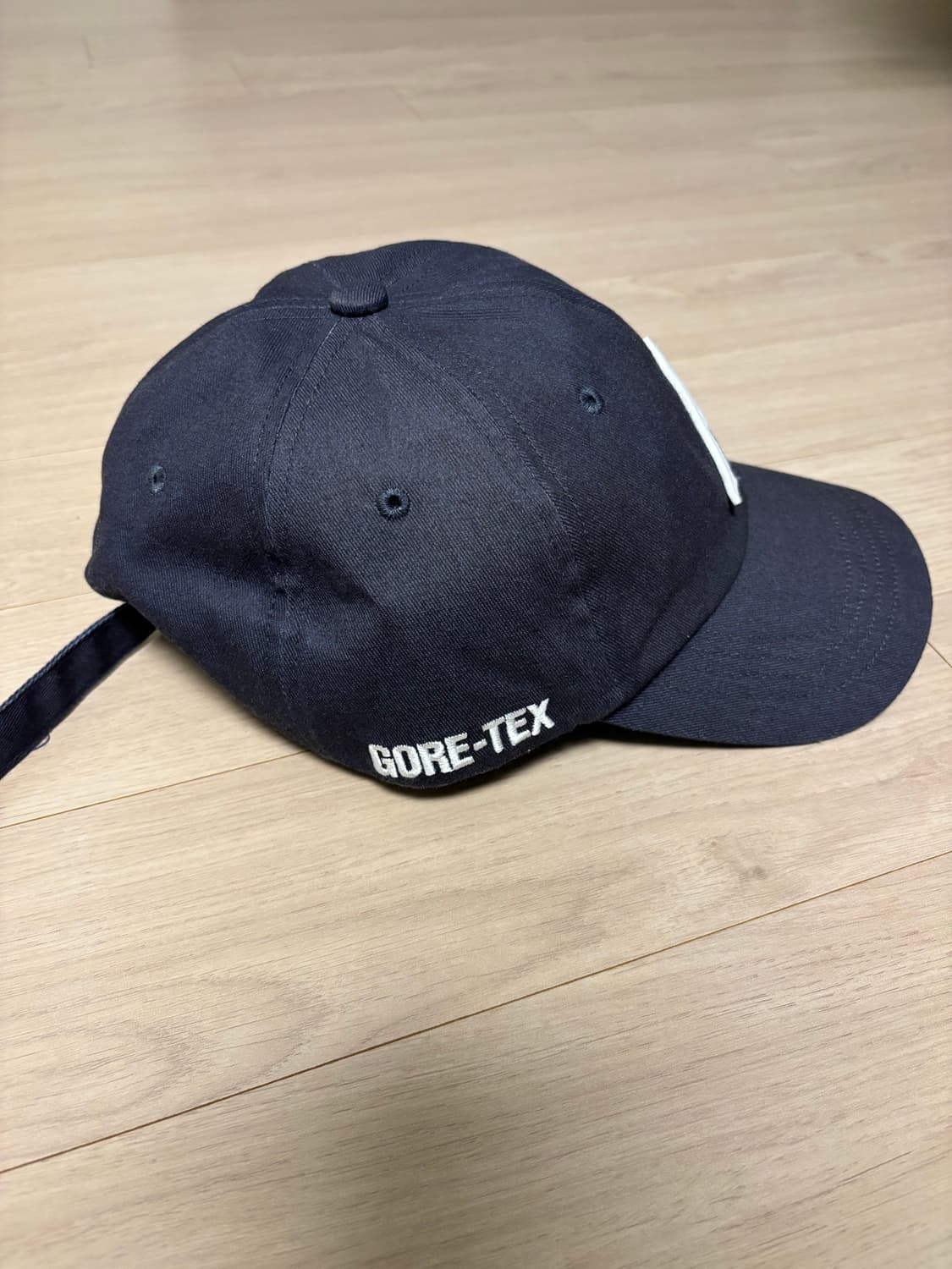 팔라스 고어텍스 p 로고 네이비 상품이미지4