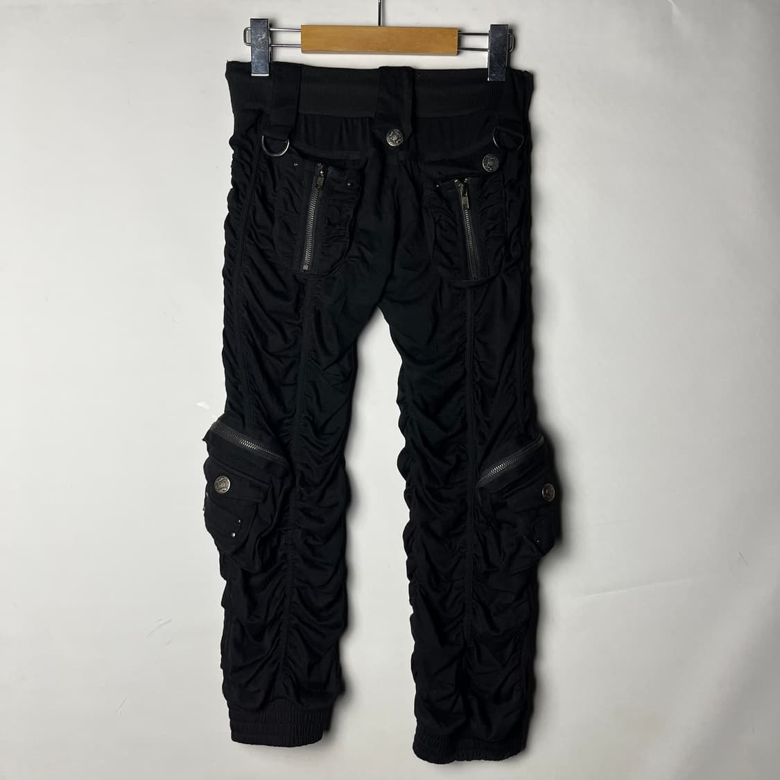 [CRYX] 셔링 디테일 멀티포켓 조거팬츠 상품이미지2