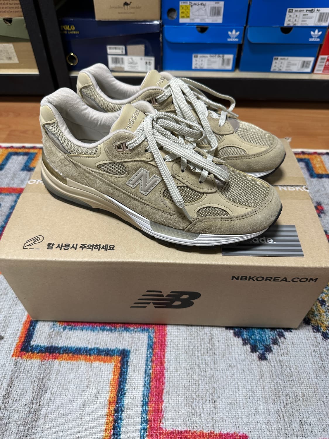 (260) 뉴발란스 992 탄 8D 상품이미지2