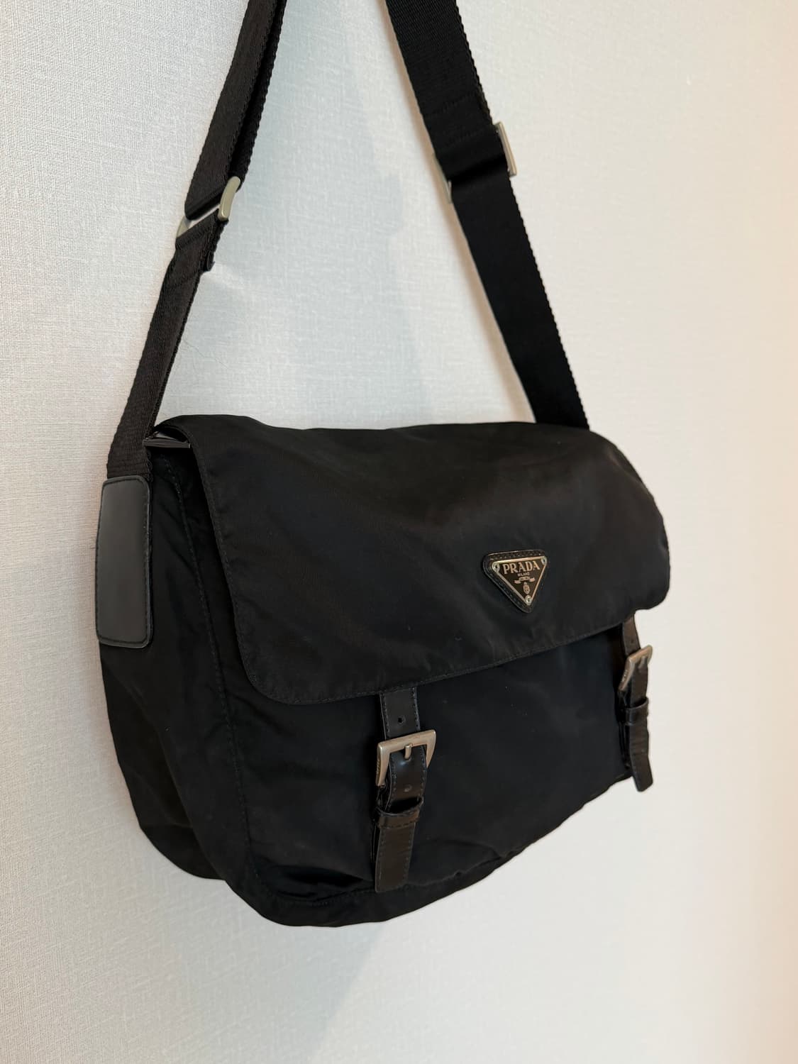 정품 프라다 포코노 나일론 원포켓 메신저백 크로스백 상품이미지2