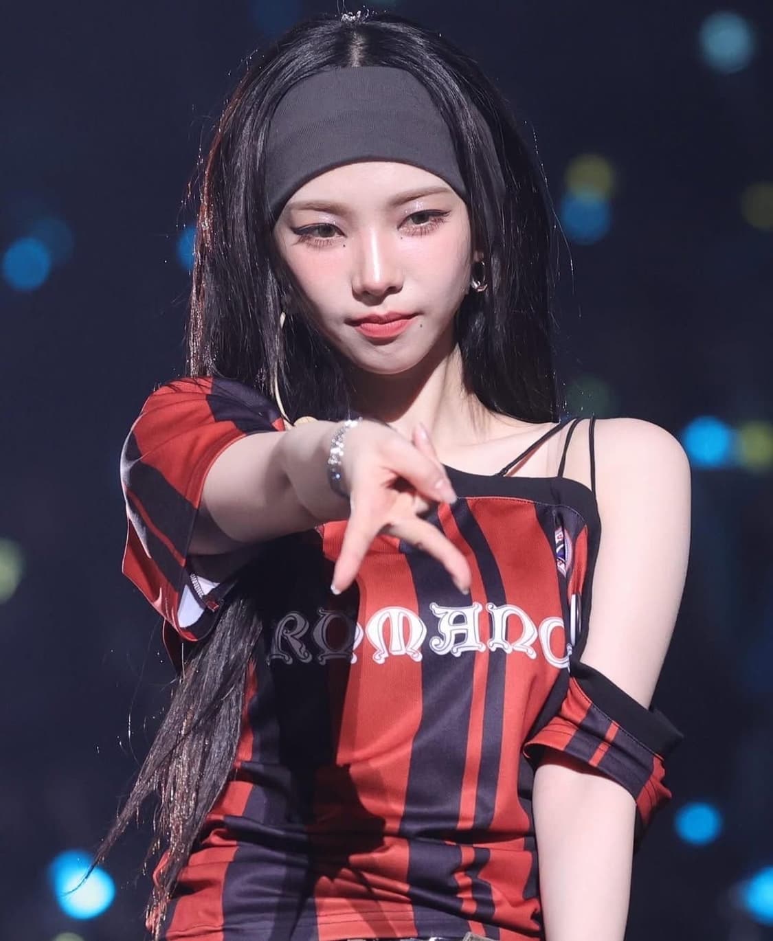 24ans 풋볼 스트라이프 원 오프숄더 저지 상품이미지1