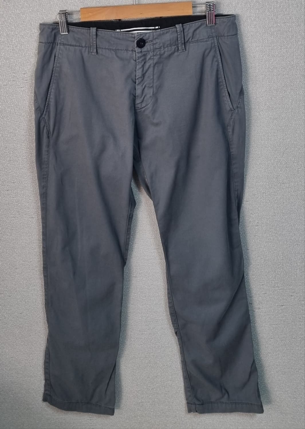 32) 스톤아일랜드 그레이 코튼 치노팬츠 상품이미지1