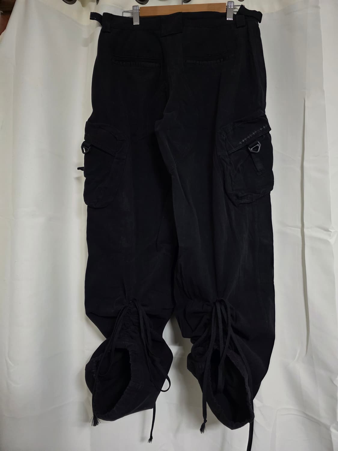 [4] HYEIN SEO 21FW 카고팬츠 블랙 상품이미지2